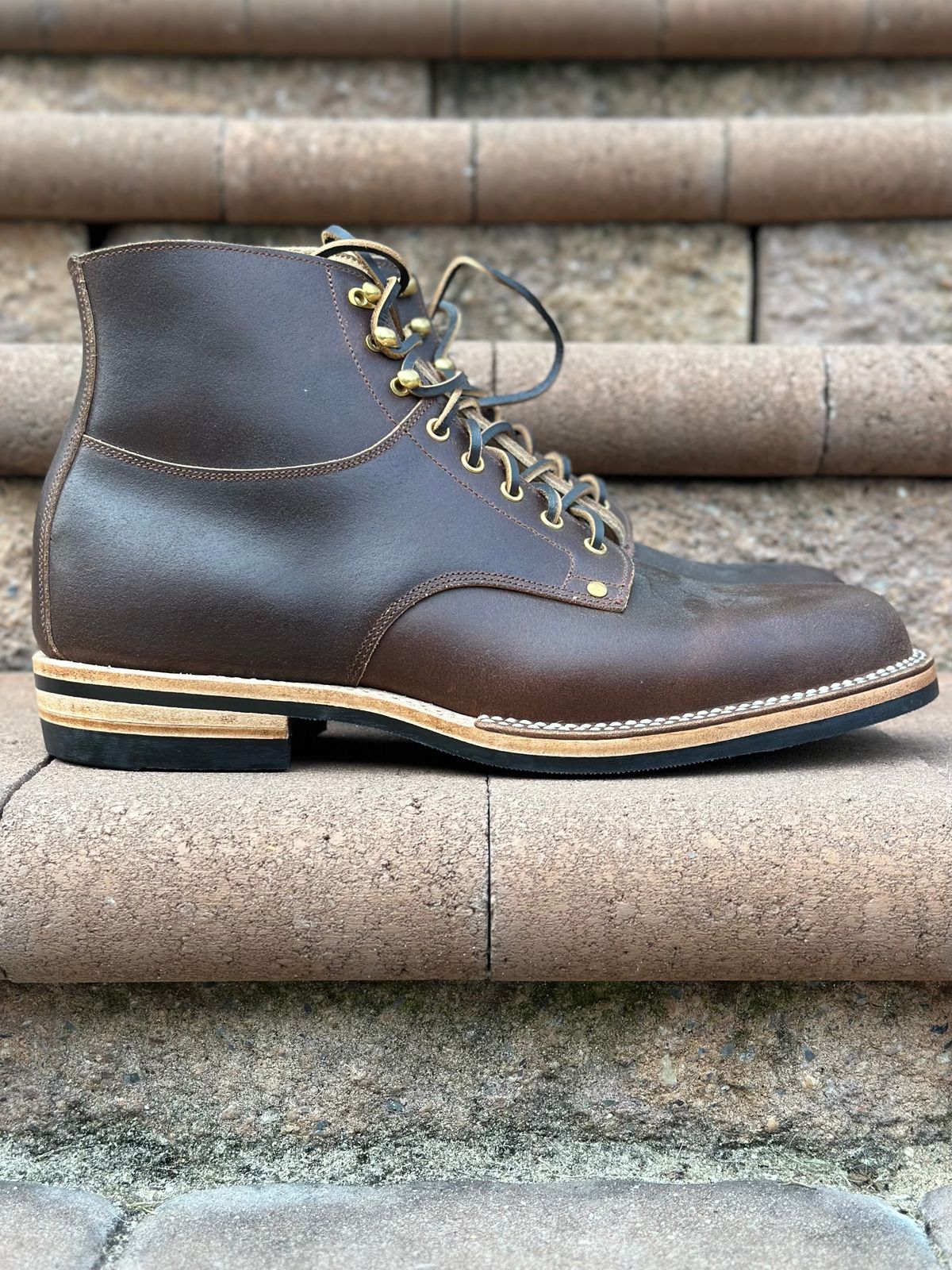 Photo by horweendreams on October 5, 2023 of the Østmo Type I in Horween Cinnamon Waxed Flesh.