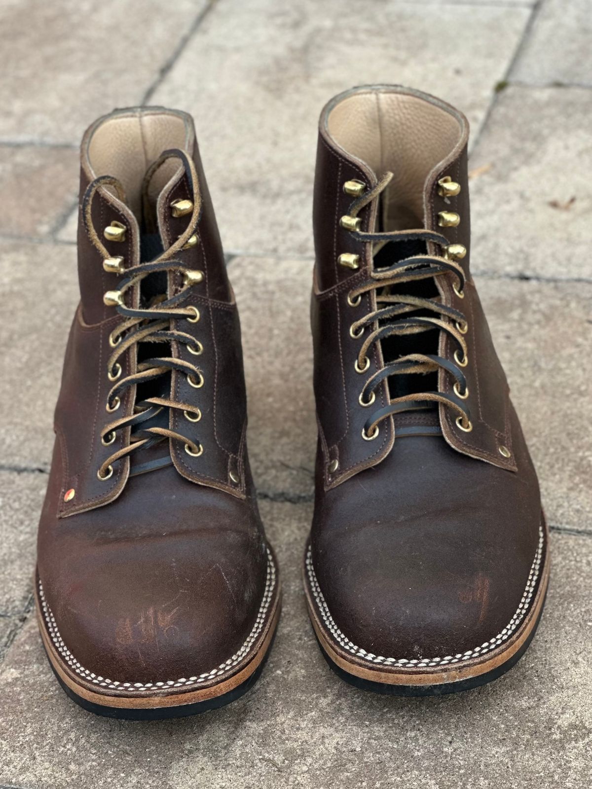 Photo by horweendreams on November 5, 2023 of the Østmo Type I in Horween Cinnamon Waxed Flesh.