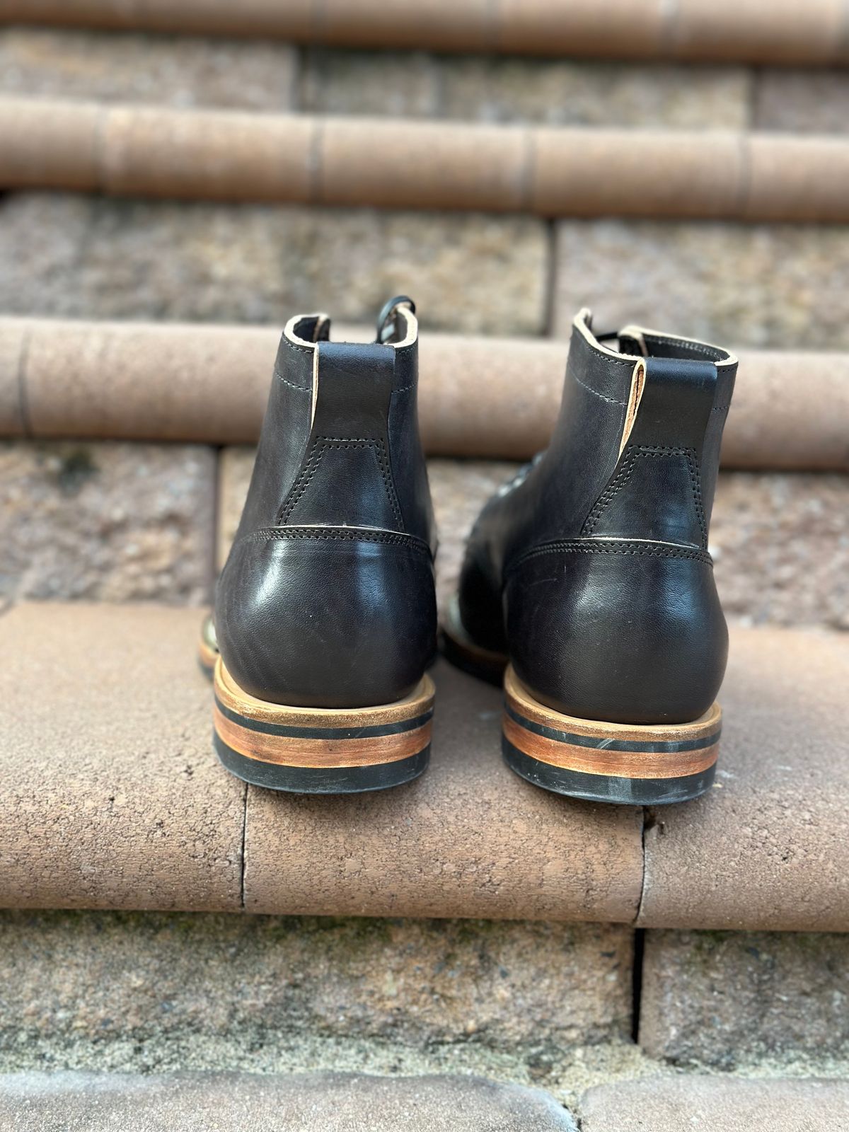 Photo by horweendreams on October 5, 2023 of the Viberg Service Boot BCT in Maryam Black Horsebutt.