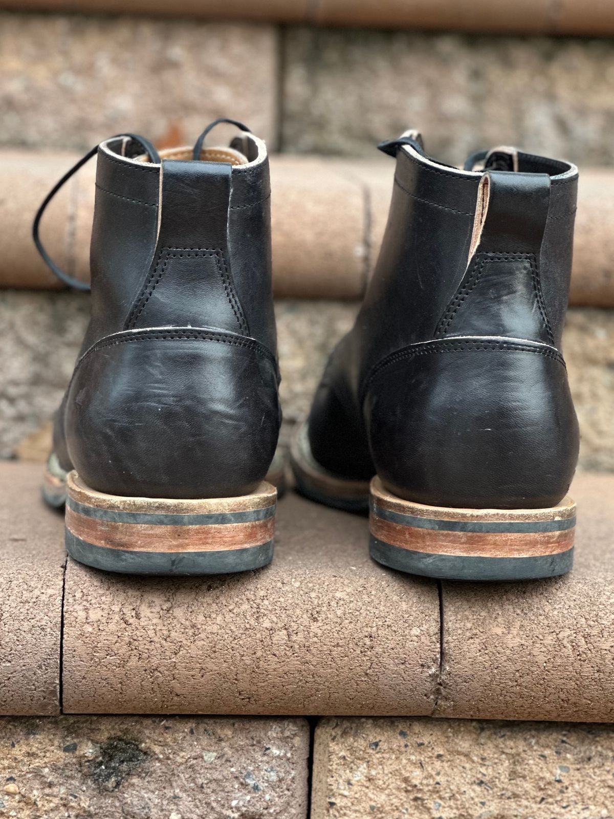 Photo by horweendreams on December 1, 2023 of the Viberg Service Boot BCT in Maryam Black Horsebutt.