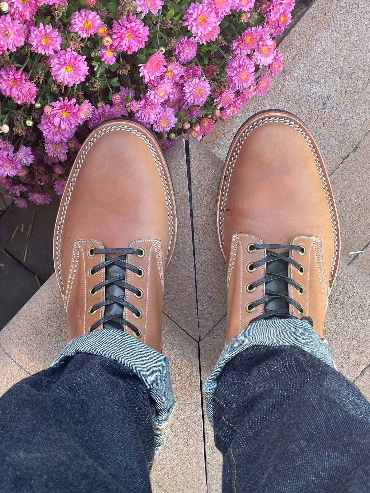 Photo by horweendreams on October 7, 2022 of the Onderhoud SVC01 Boondocker in Horween Unglazed Natural Shell Cordovan.
