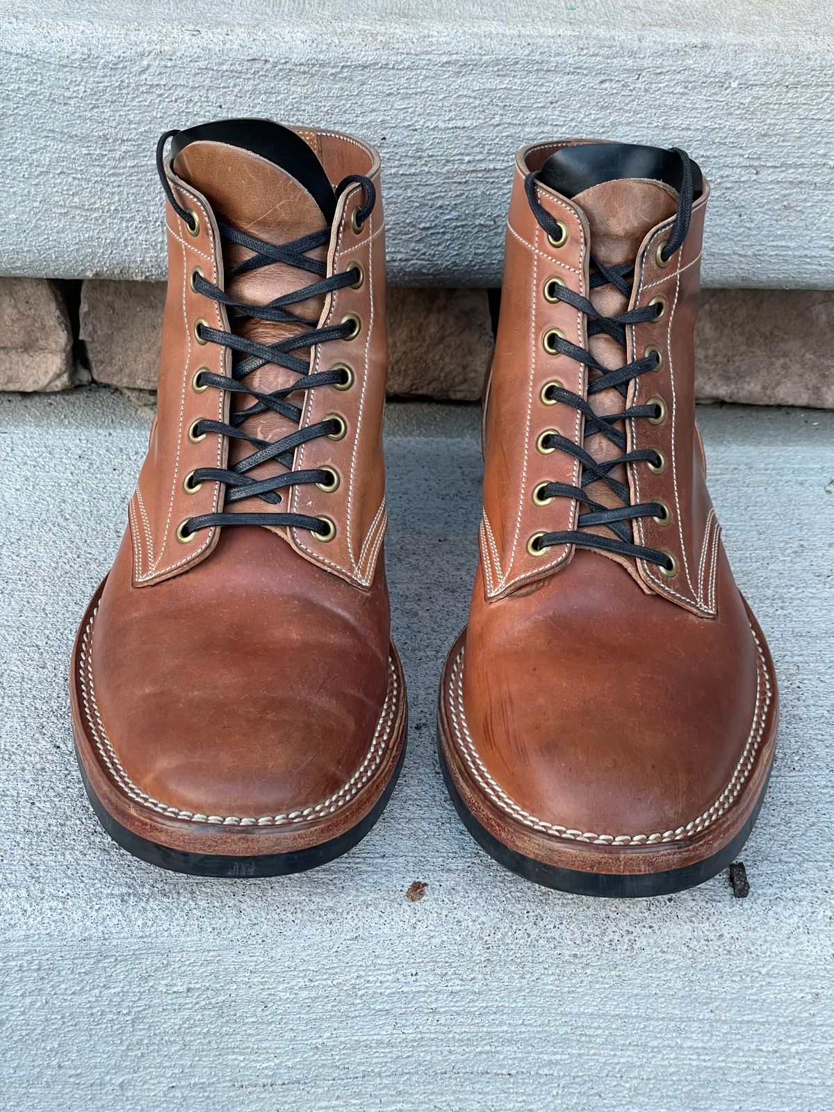 Photo by horweendreams on January 5, 2023 of the Onderhoud SVC01 Boondocker in Horween Unglazed Natural Shell Cordovan.