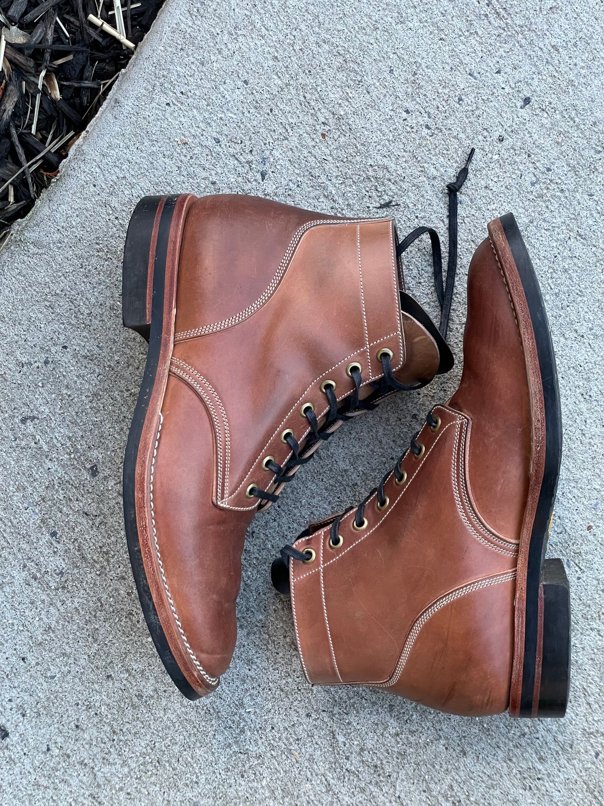 Photo by horweendreams on January 5, 2023 of the Onderhoud SVC01 Boondocker in Horween Unglazed Natural Shell Cordovan.