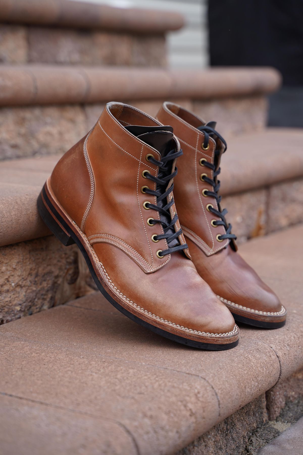 Photo by horweendreams on February 5, 2023 of the Onderhoud SVC01 Boondocker in Horween Unglazed Natural Shell Cordovan.