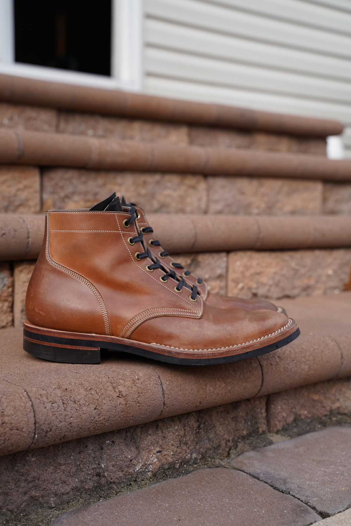 Photo by horweendreams on February 5, 2023 of the Onderhoud SVC01 Boondocker in Horween Unglazed Natural Shell Cordovan.