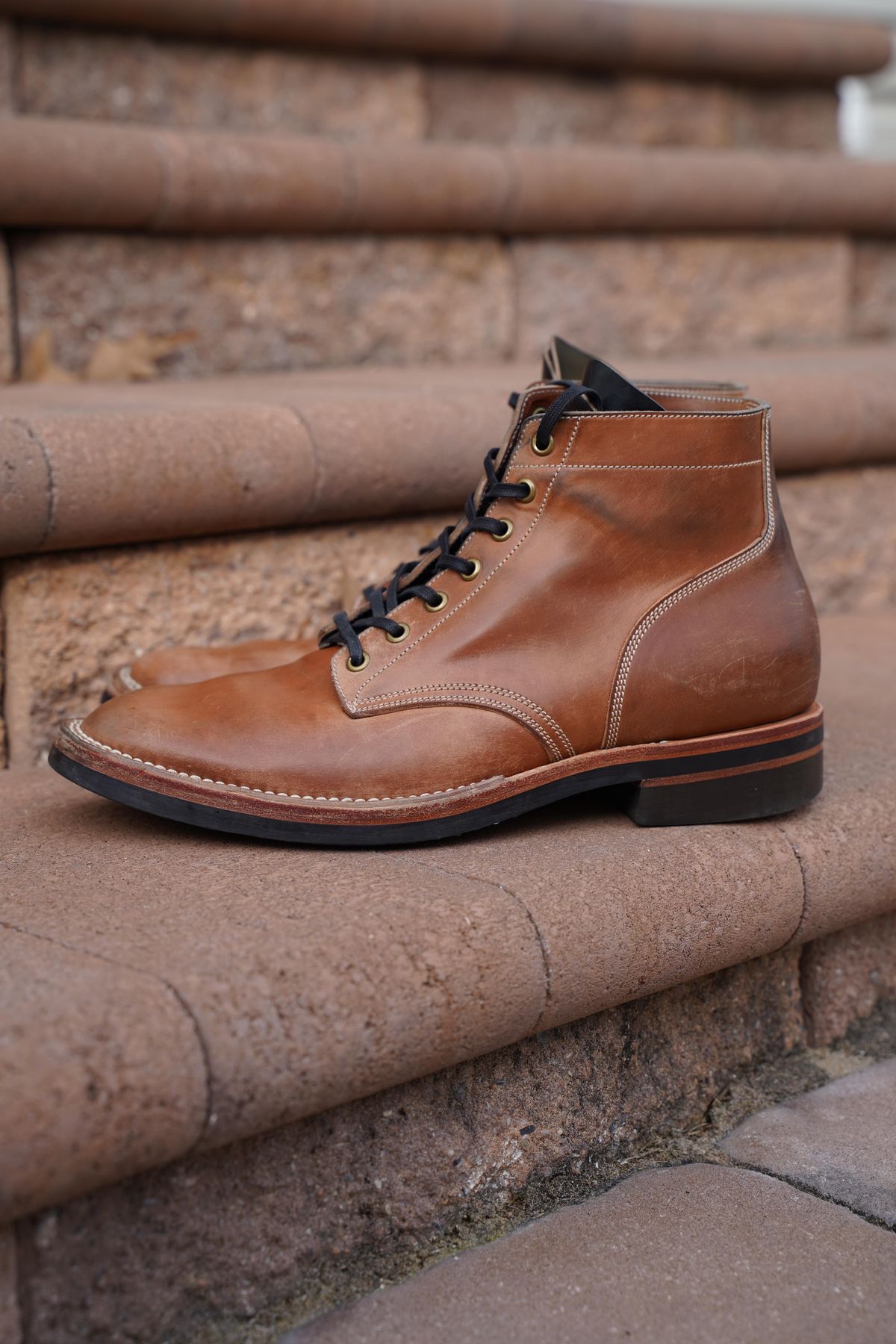 Photo by horweendreams on February 5, 2023 of the Onderhoud SVC01 Boondocker in Horween Unglazed Natural Shell Cordovan.