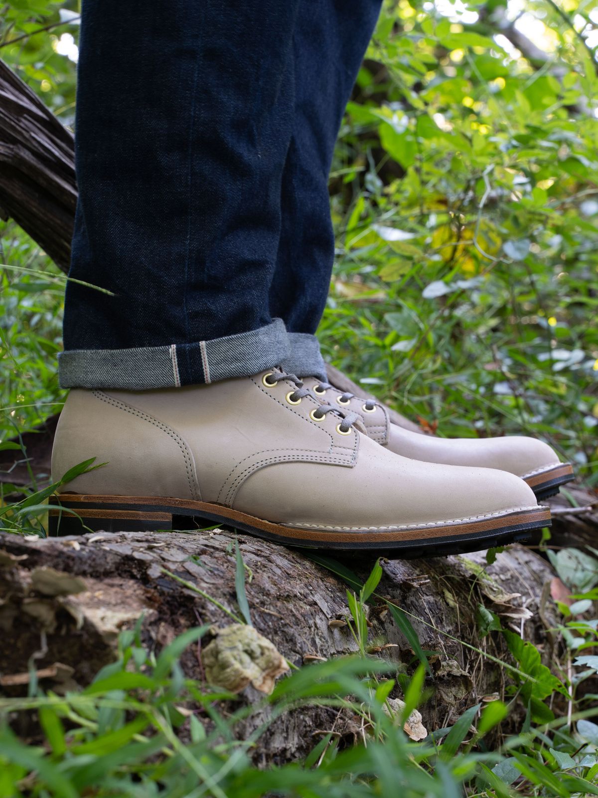 Photo by horweendreams on October 1, 2021 of the Viberg Service Boot in Maryam Light Grey Horsebutt.