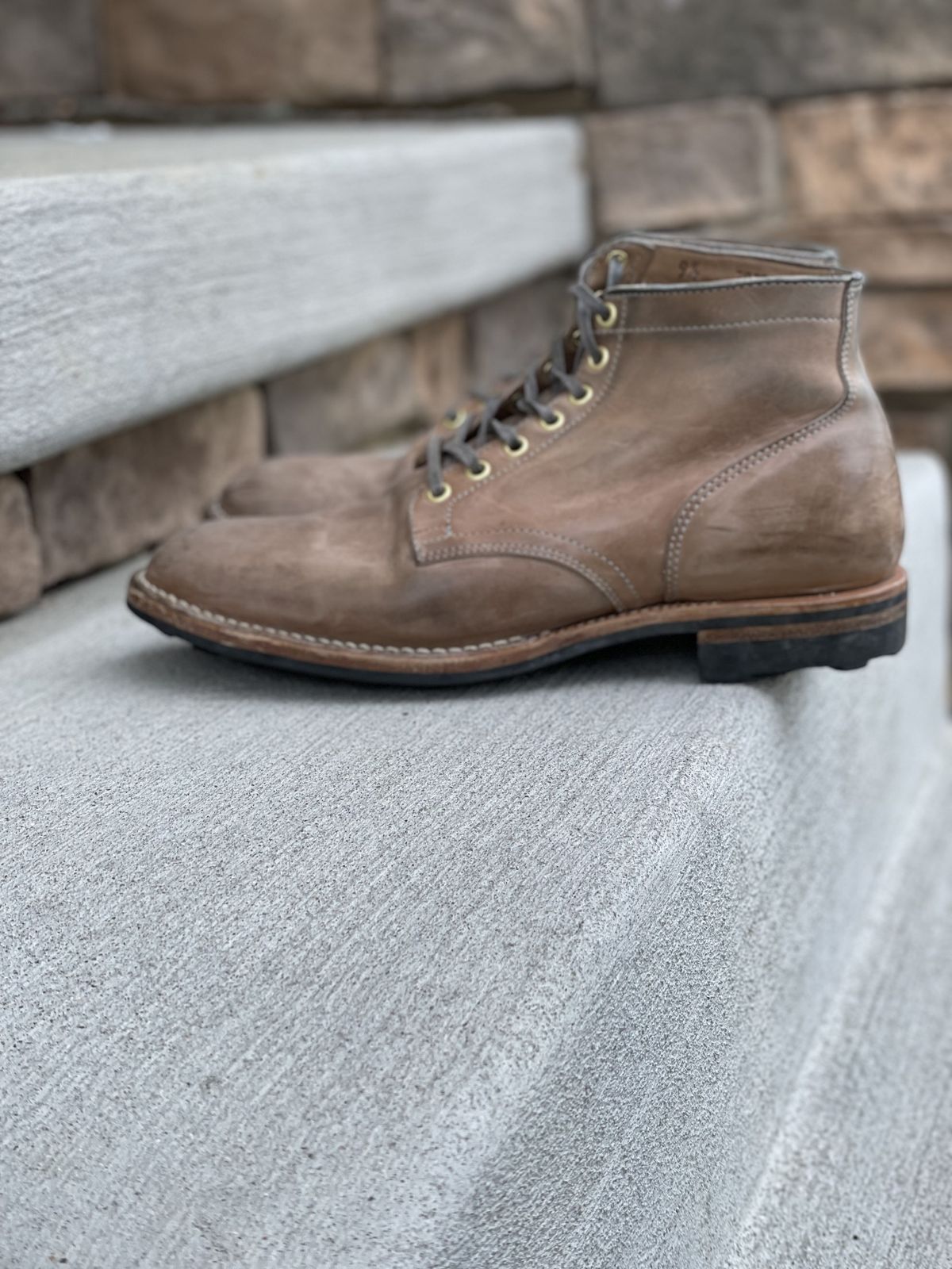 Photo by horweendreams on March 5, 2022 of the Viberg Service Boot in Maryam Light Grey Horsebutt.