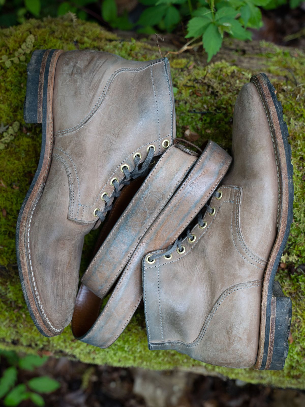 Photo by horweendreams on May 6, 2022 of the Viberg Service Boot in Maryam Light Grey Horsebutt.