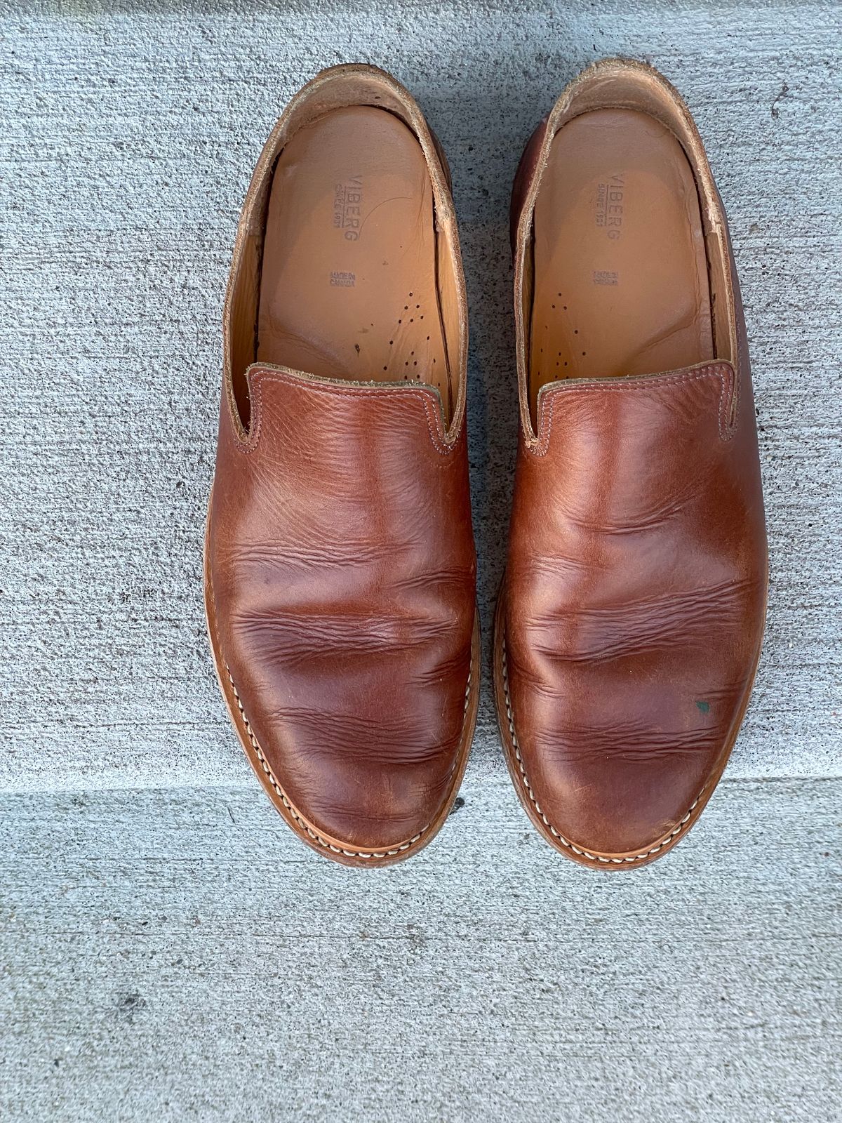 Photo by horweendreams on January 6, 2023 of the Viberg Slipper in C.F. Stead Dark Snuff Regency Calf.