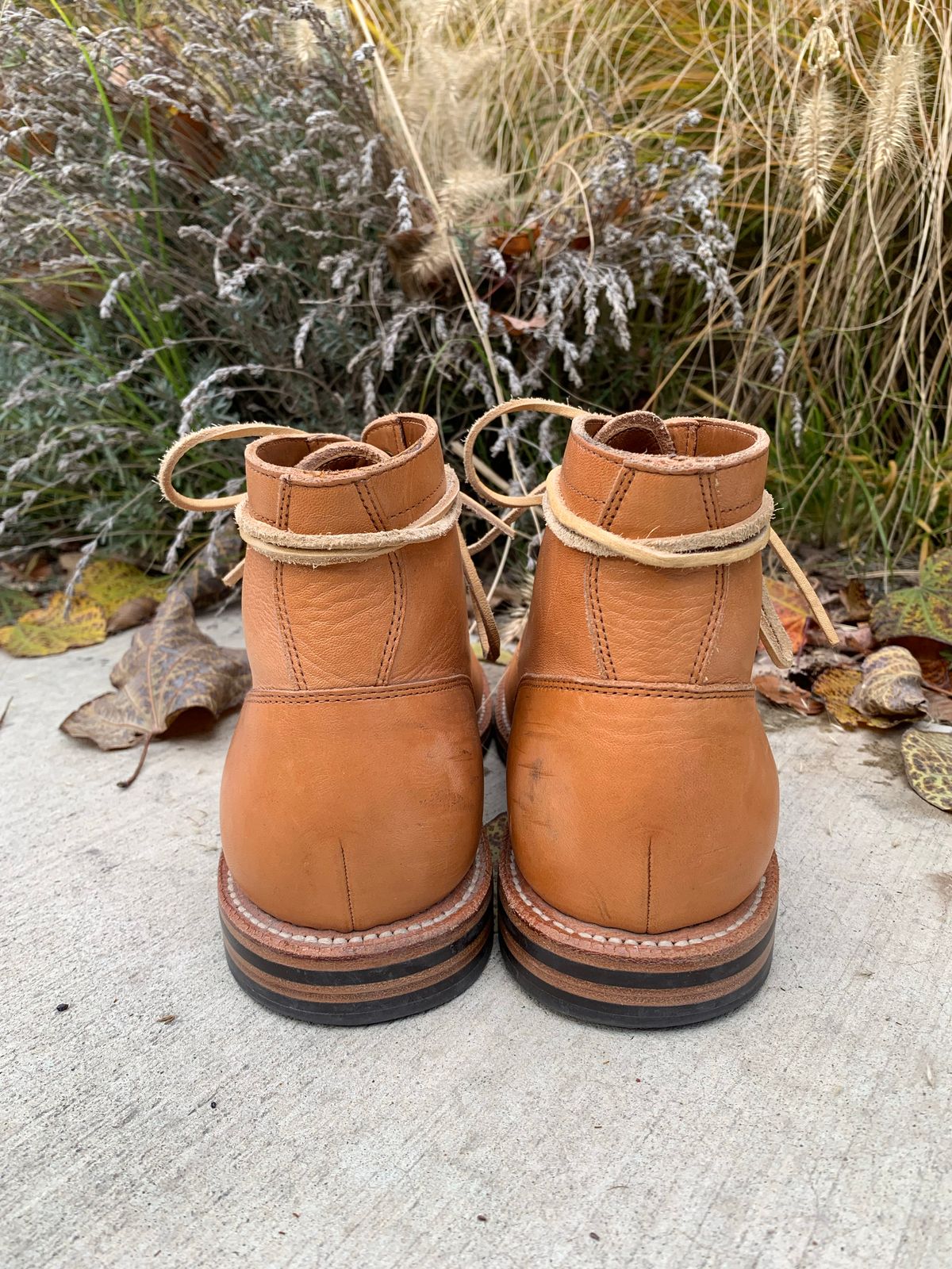 Photo by RobertBootmann on November 3, 2022 of the Grant Stone Diesel Boot in Horween English Tan Essex.
