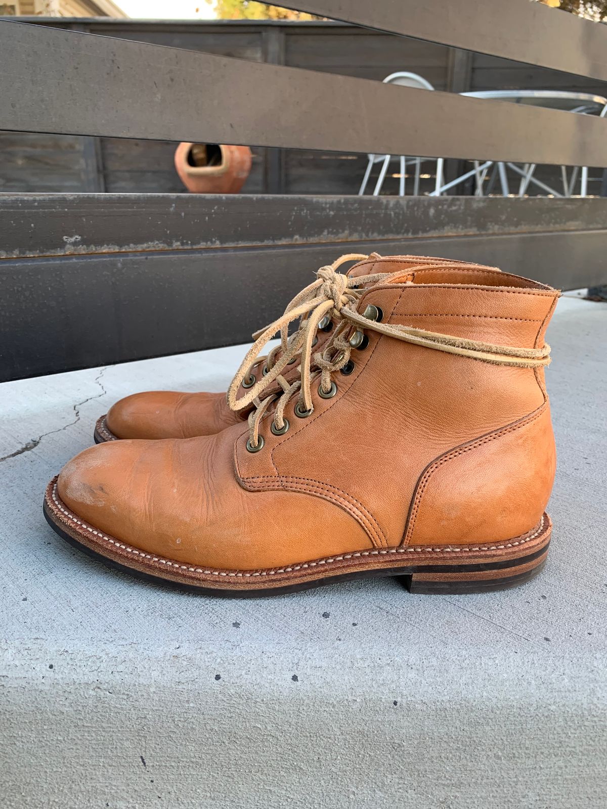 Photo by RobertBootmann on March 5, 2023 of the Grant Stone Diesel Boot in Horween English Tan Essex.