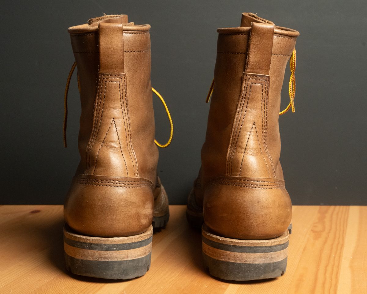 Photo by meangiant on February 6, 2024 of the White's Bounty Hunter in Horween Natural Chromexcel.