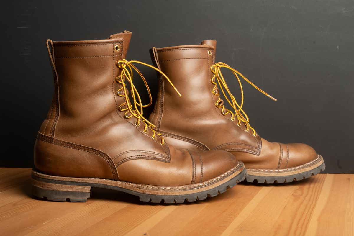 Photo by meangiant on March 6, 2024 of the White's Bounty Hunter in Horween Natural Chromexcel.