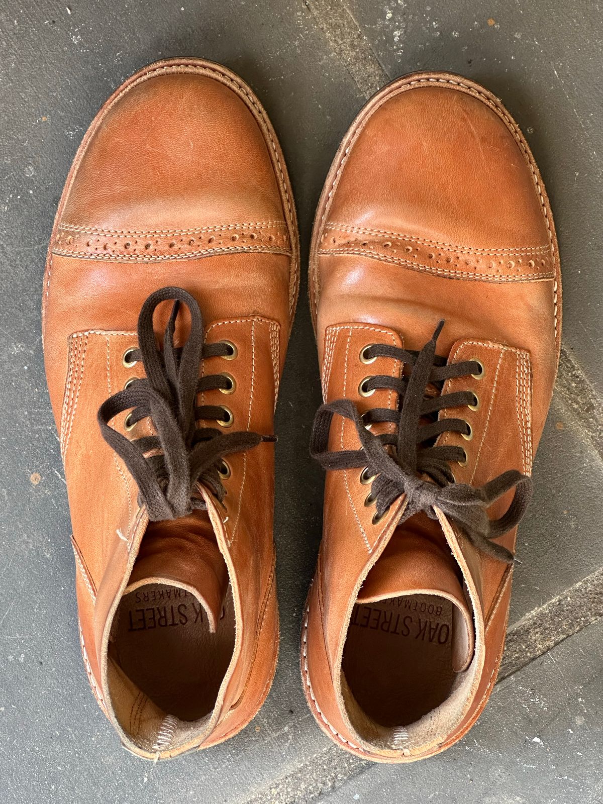Photo by gmart7 on November 4, 2022 of the Oak Street Bootmakers Field Boot in Maryam Natural Horsebutt.