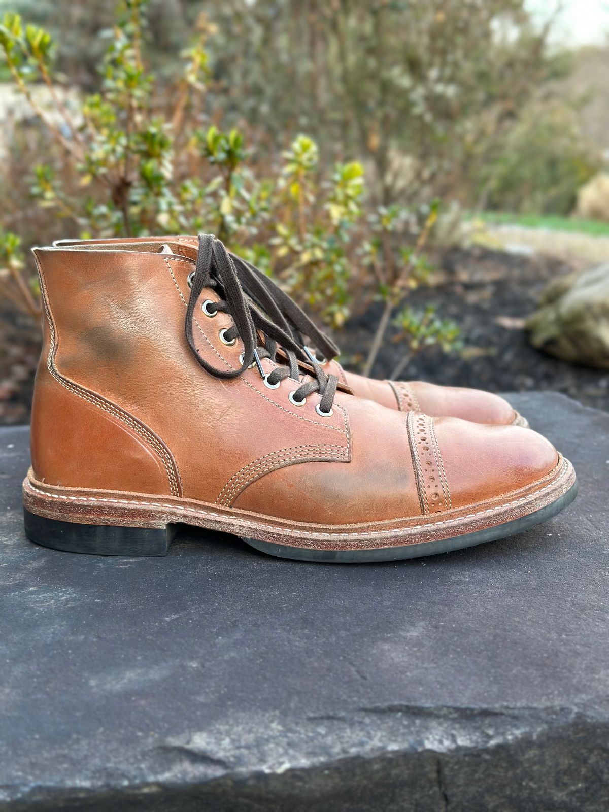 Photo by gmart7 on December 2, 2022 of the Oak Street Bootmakers Field Boot in Maryam Natural Horsebutt.