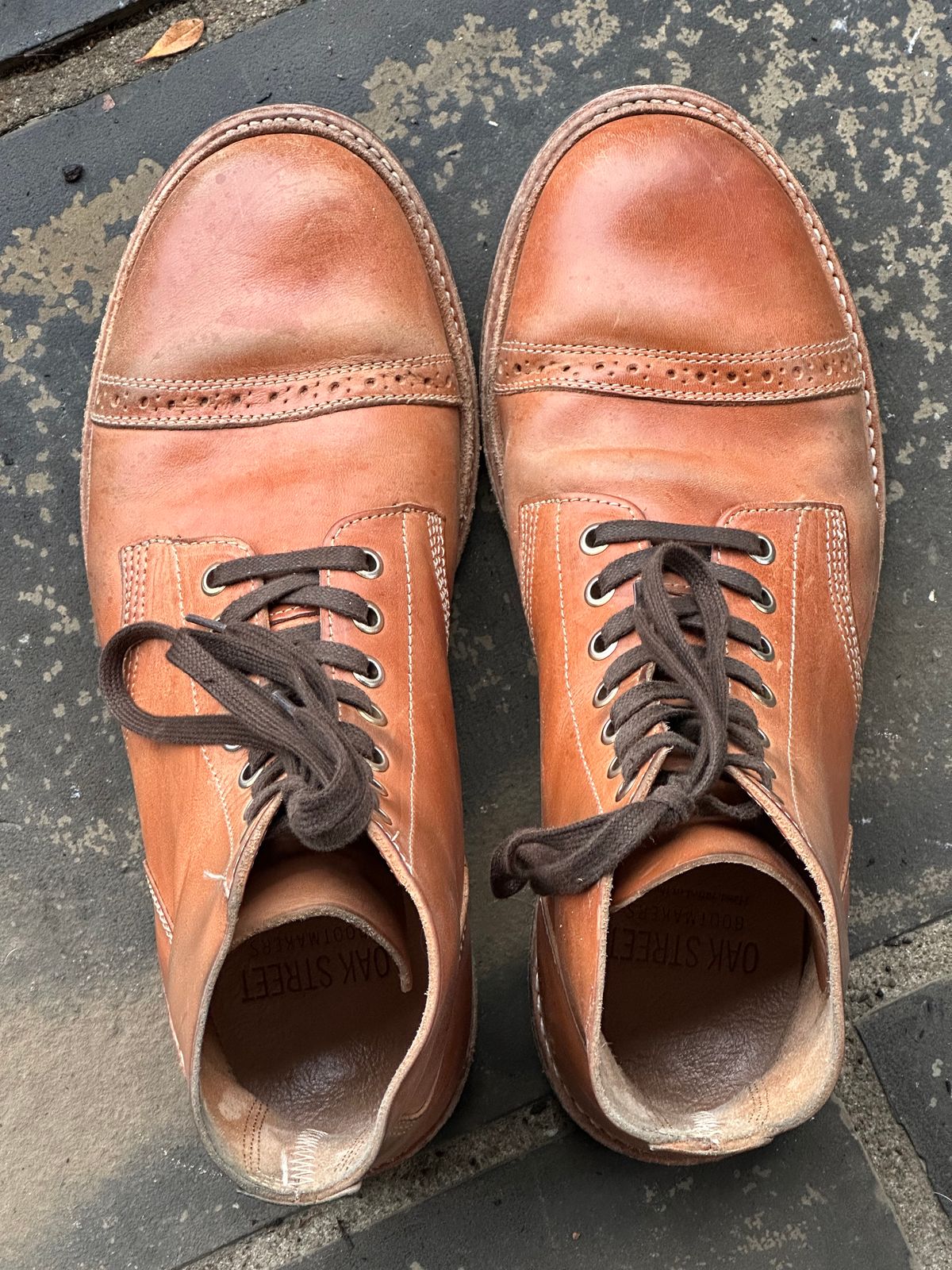 Photo by gmart7 on January 4, 2023 of the Oak Street Bootmakers Field Boot in Maryam Natural Horsebutt.