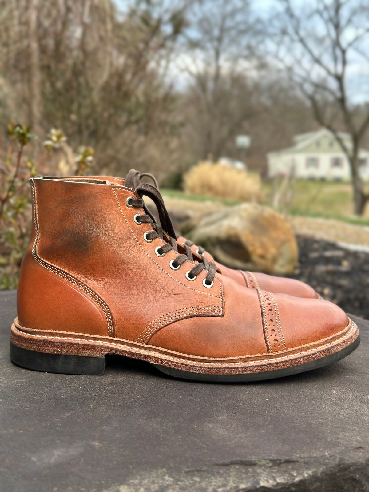Photo by gmart7 on February 5, 2023 of the Oak Street Bootmakers Field Boot in Maryam Natural Horsebutt.