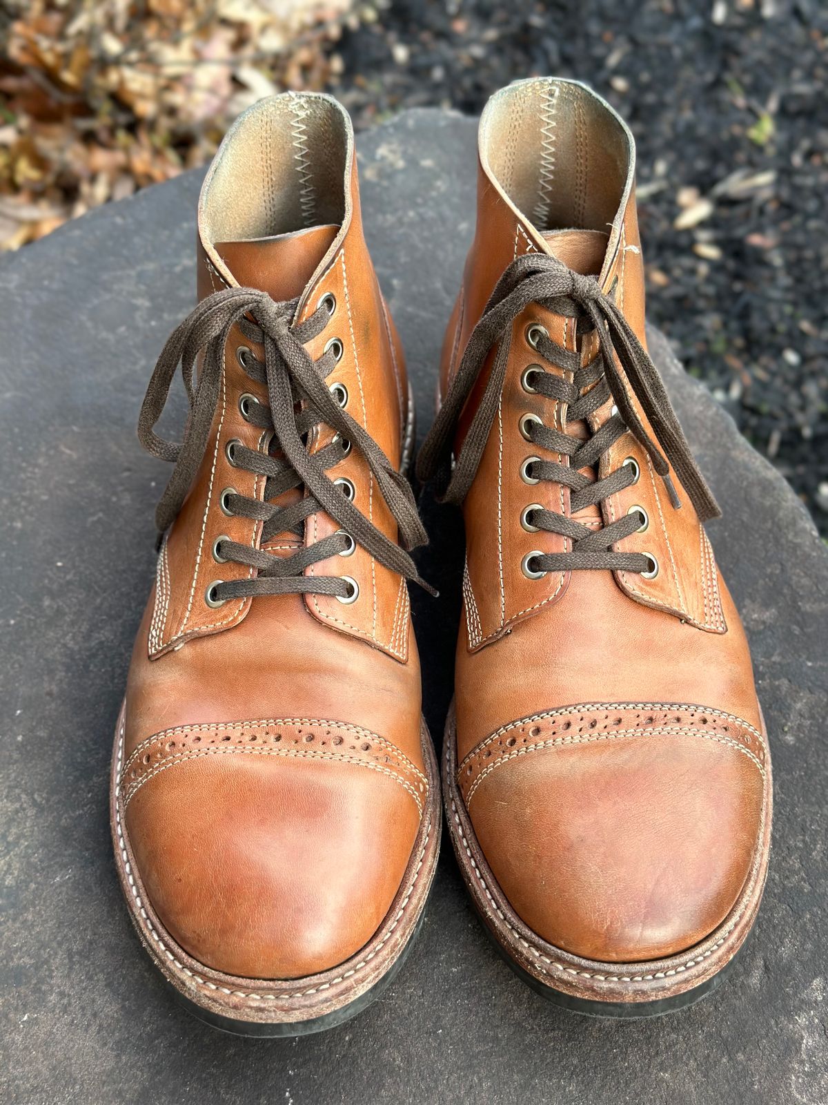 Photo by gmart7 on March 4, 2023 of the Oak Street Bootmakers Field Boot in Maryam Natural Horsebutt.