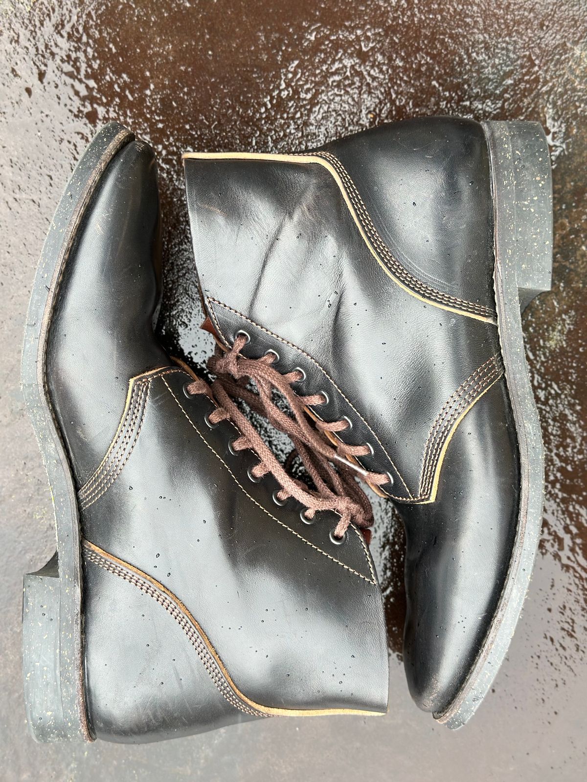 Photo by gmart7 on December 5, 2023 of the SKOOB M-43 Service Shoes in Black Italian Horsebutt.