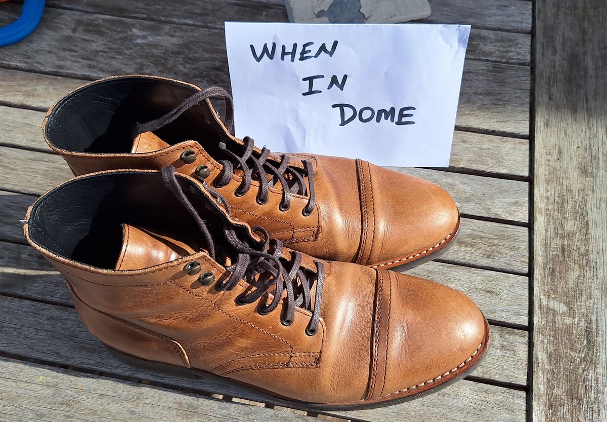 Photo by brypadilla on November 5, 2024 of the Thursday Captain in Horween Natural Chromexcel.