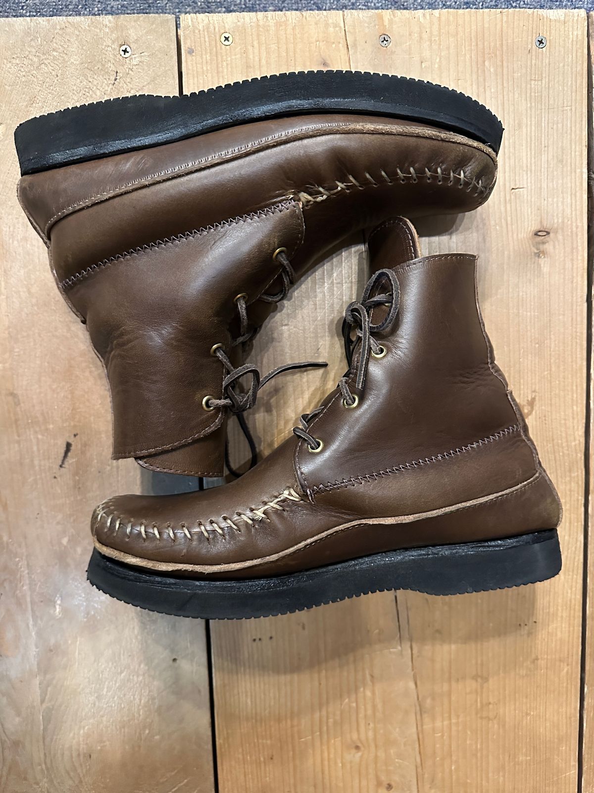 Photo by fcmocs on November 5, 2023 of the Fish Creek Moccasin Hardsole Boot in Horween Olive Chromexcel.