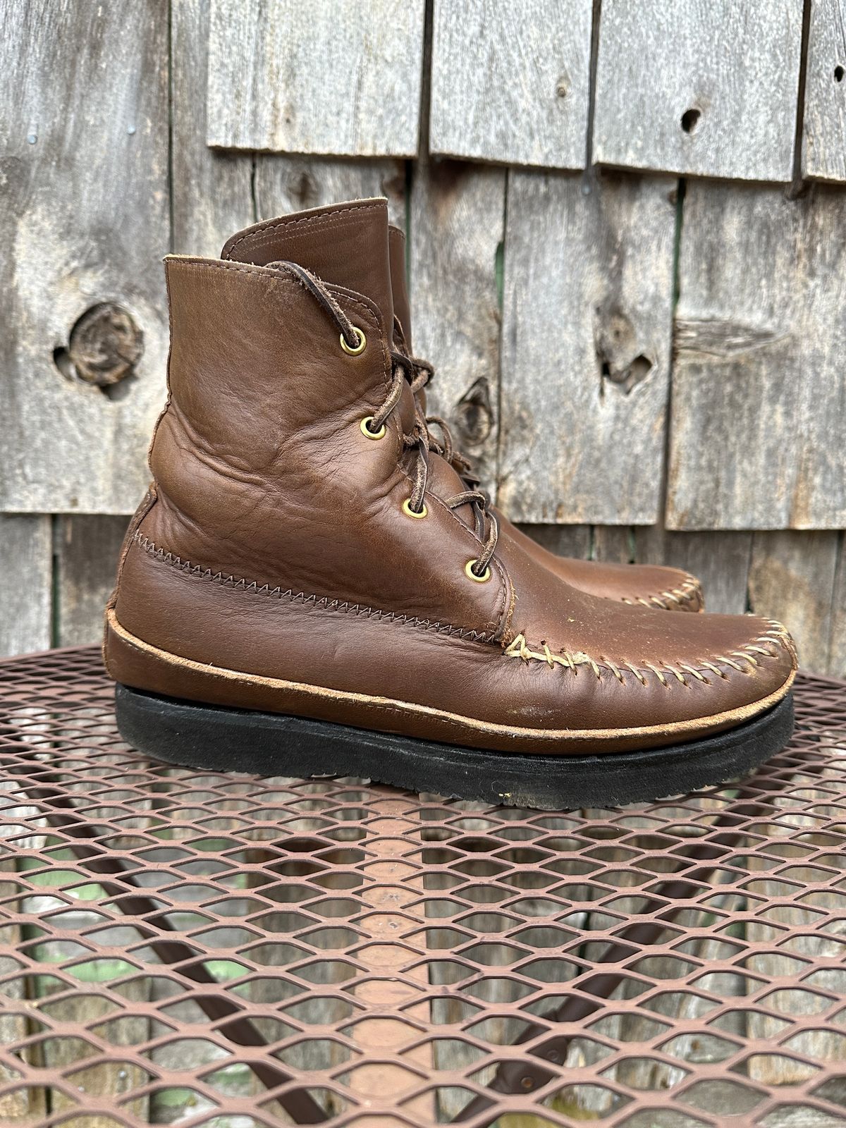 Photo by fcmocs on February 2, 2024 of the Fish Creek Moccasin Hardsole Boot in Horween Olive Chromexcel.