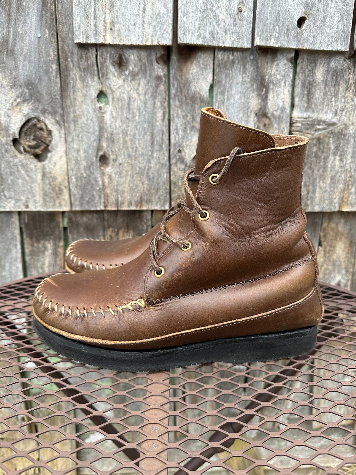 Photo by fcmocs on February 2, 2024 of the Fish Creek Moccasin Hardsole Boot in Horween Olive Chromexcel.