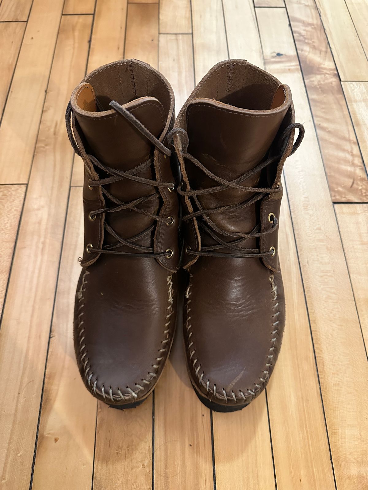 Photo by fcmocs on March 6, 2024 of the Fish Creek Moccasin Hardsole Boot in Horween Olive Chromexcel.