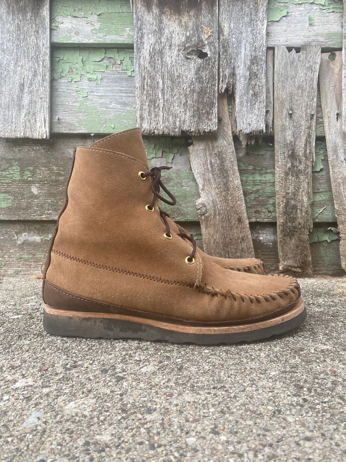 Photo by fcmocs on December 5, 2022 of the Fish Creek Moccasin Hardsole Boot in Khaki Suede.