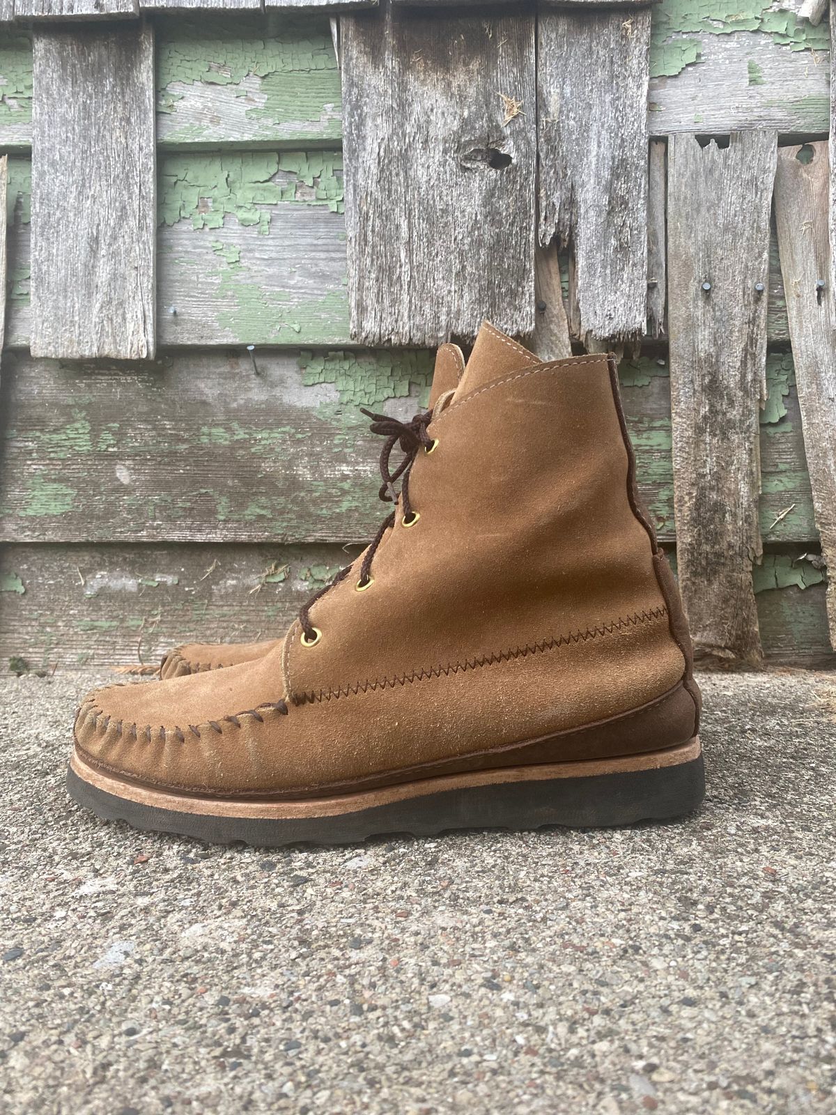 Photo by fcmocs on December 5, 2022 of the Fish Creek Moccasin Hardsole Boot in Khaki Suede.