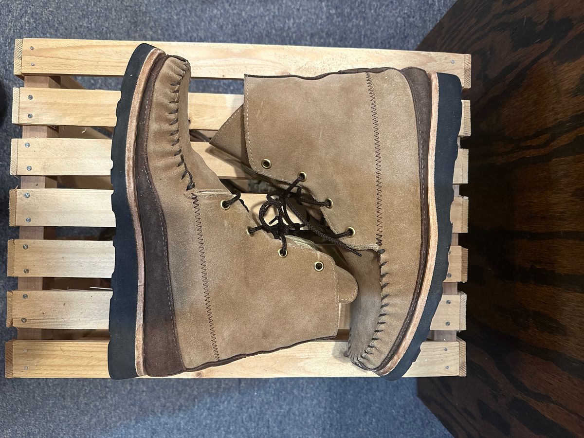 Photo by fcmocs on February 5, 2023 of the Fish Creek Moccasin Hardsole Boot in Khaki Suede.