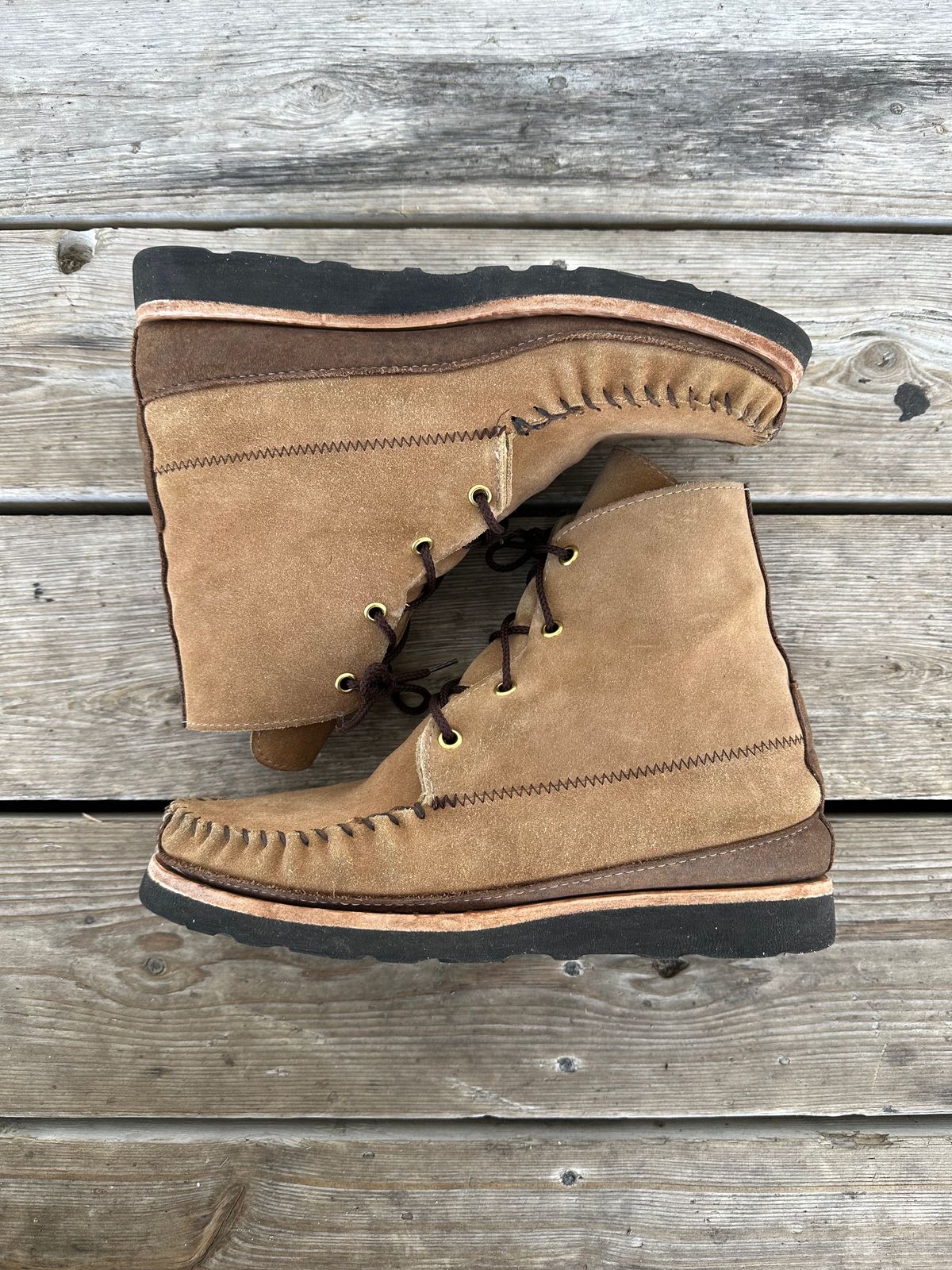 Photo by fcmocs on March 5, 2023 of the Fish Creek Moccasin Hardsole Boot in Khaki Suede.