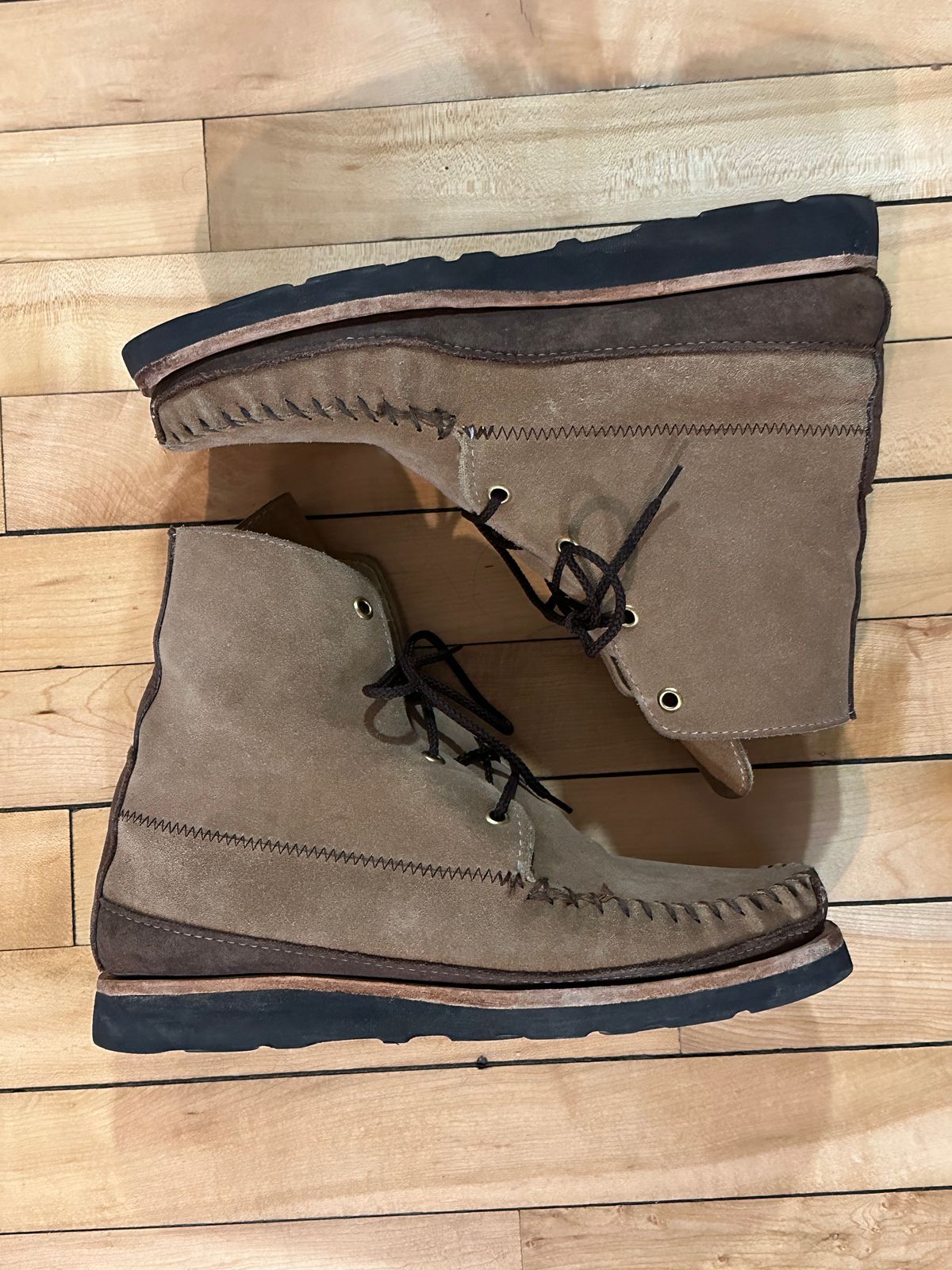 Photo by fcmocs on April 6, 2023 of the Fish Creek Moccasin Hardsole Boot in Khaki Suede.
