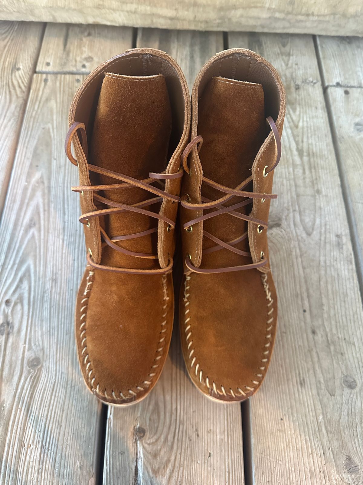 Photo by fcmocs on October 1, 2024 of the Fish Creek Moccasin 6” Boot in Rusty Brown Suede.