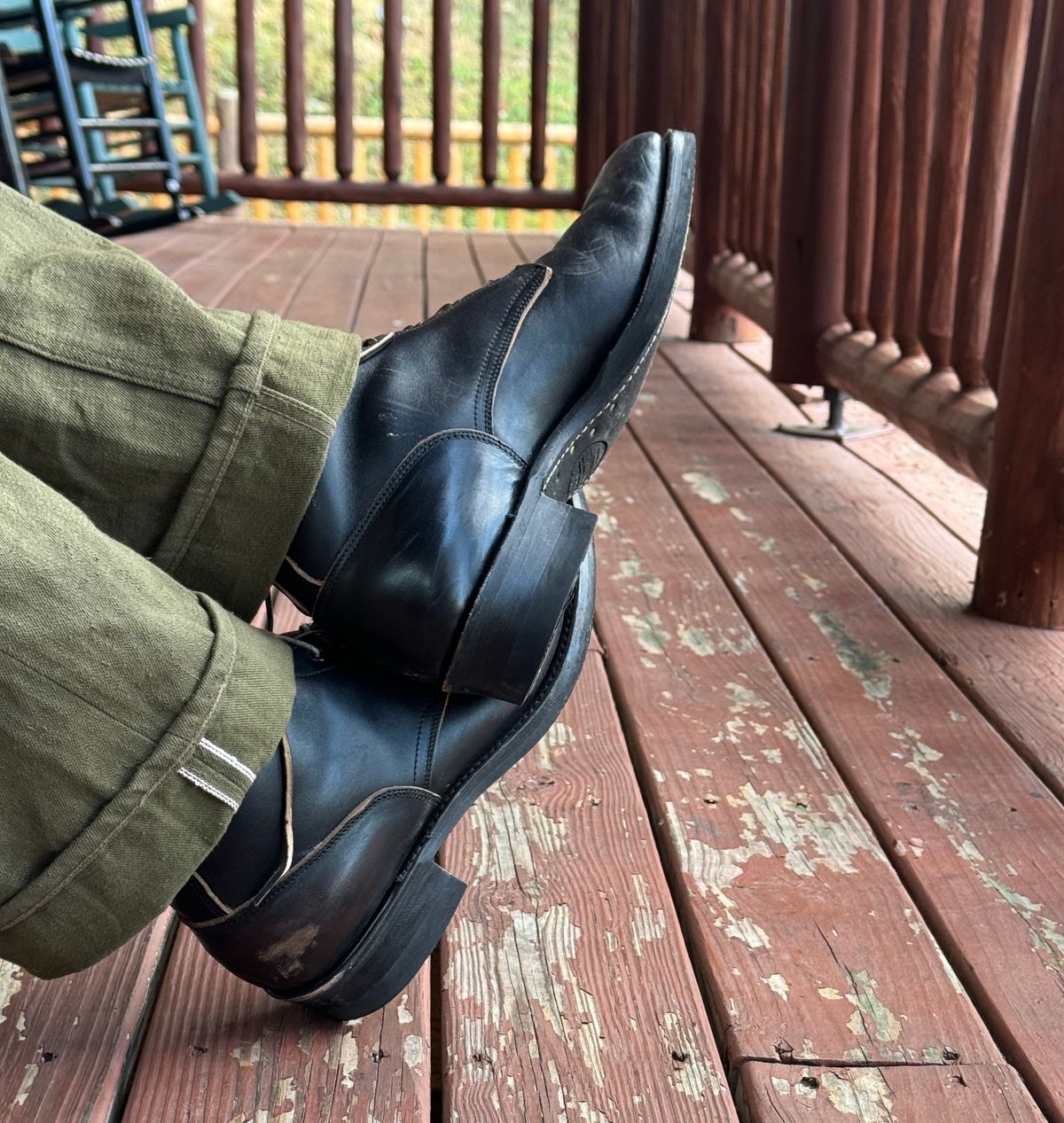 Photo by rmt on November 1, 2023 of the Rolling Dub Trio Griffin 8.5" Plain Toe Boots in Maryam Black Horsebutt.
