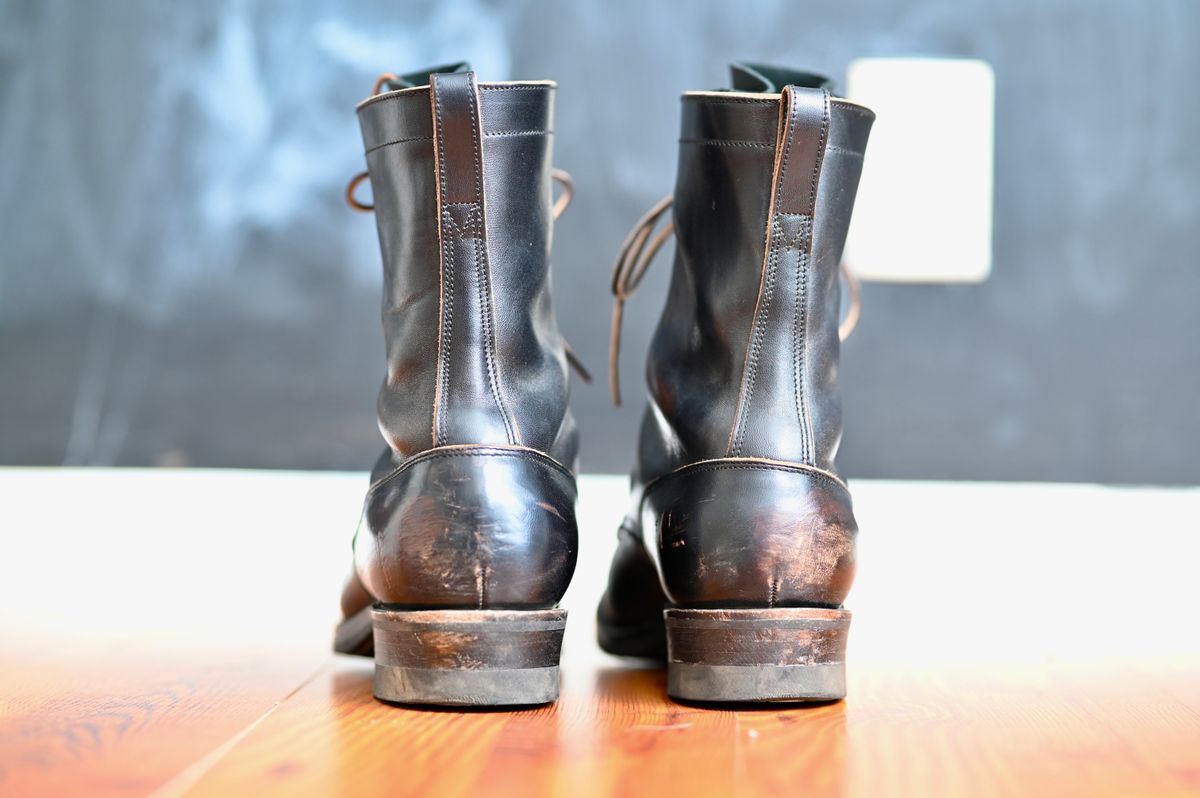 Photo by rmt on November 1, 2023 of the Rolling Dub Trio Griffin 8.5" Plain Toe Boots in Maryam Black Horsebutt.