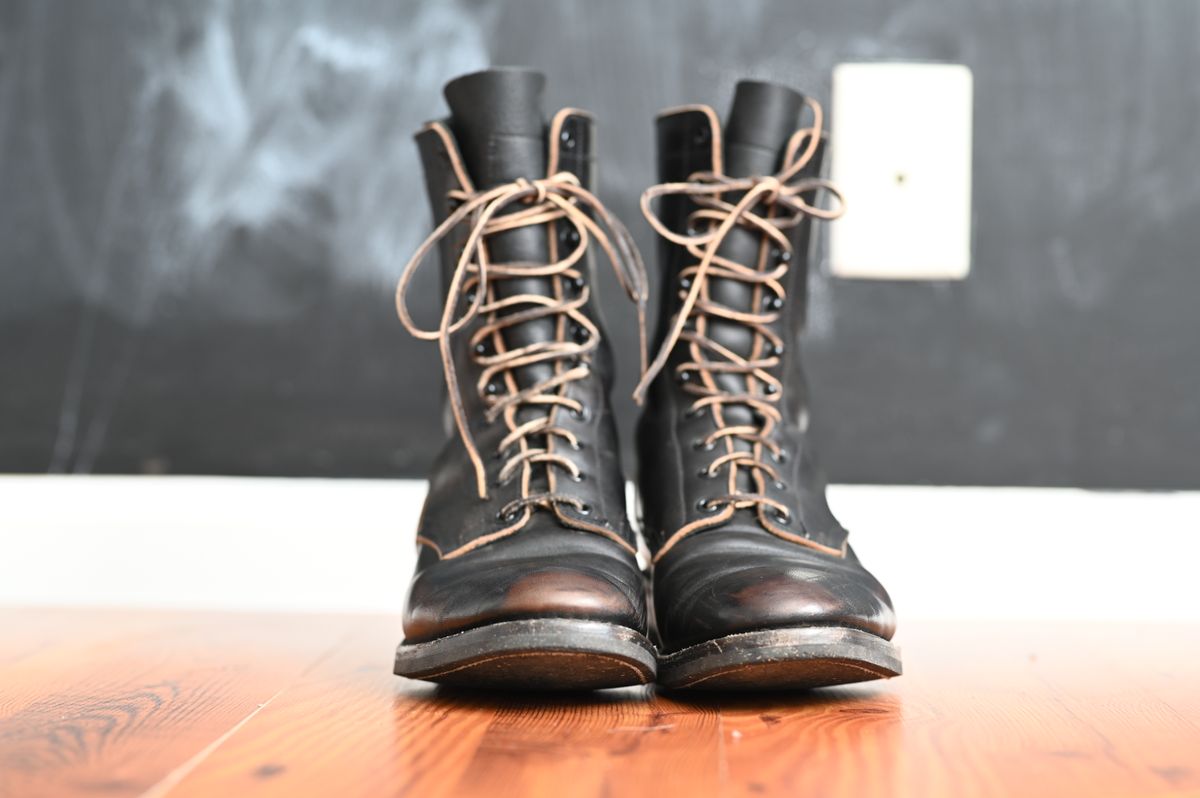 Photo by rmt on November 1, 2023 of the Rolling Dub Trio Griffin 8.5" Plain Toe Boots in Maryam Black Horsebutt.