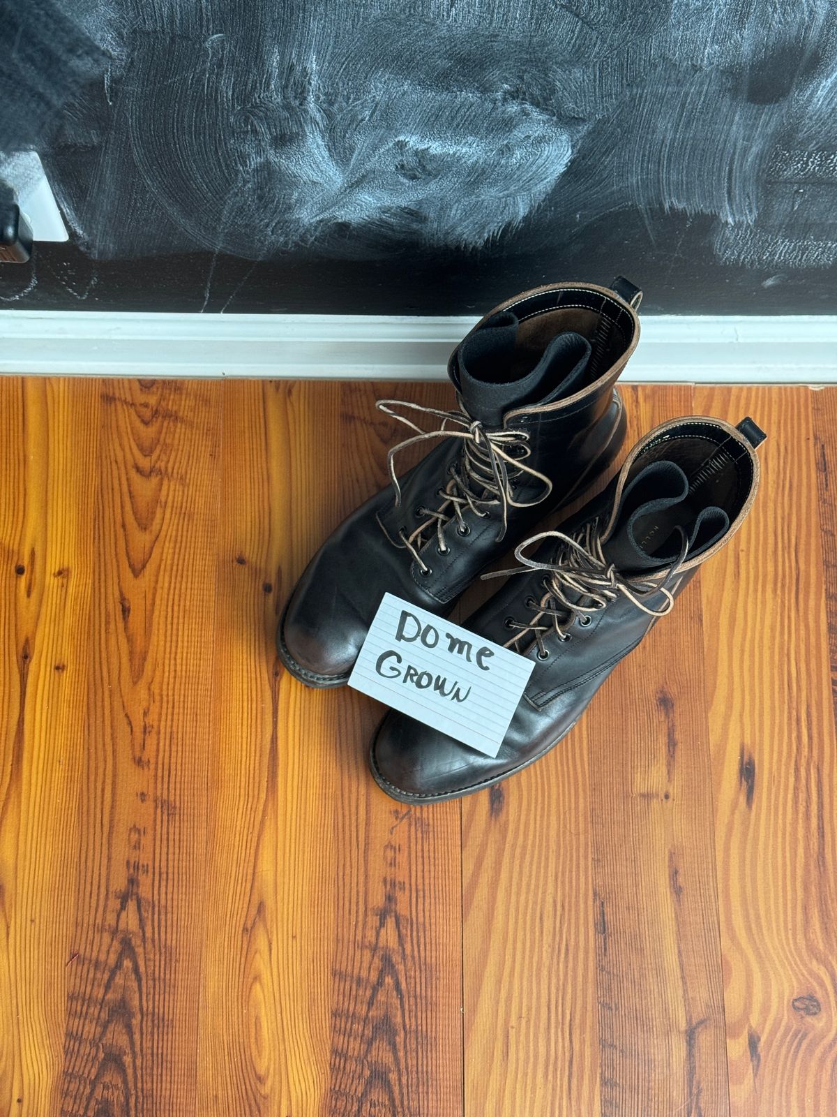Photo by rmt on November 1, 2023 of the Rolling Dub Trio Griffin 8.5" Plain Toe Boots in Maryam Black Horsebutt.