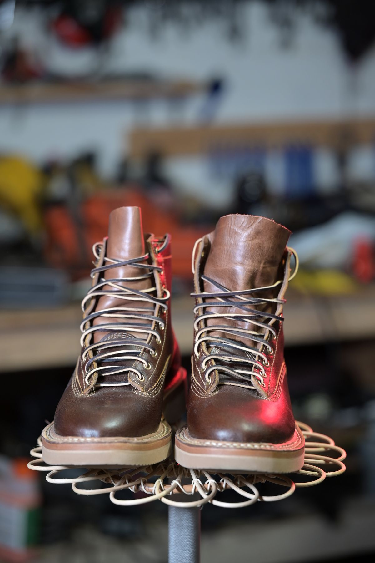 Photo by rmt on October 1, 2024 of the White's 350 Cutter in Horween Cinnamon Waxed Flesh.