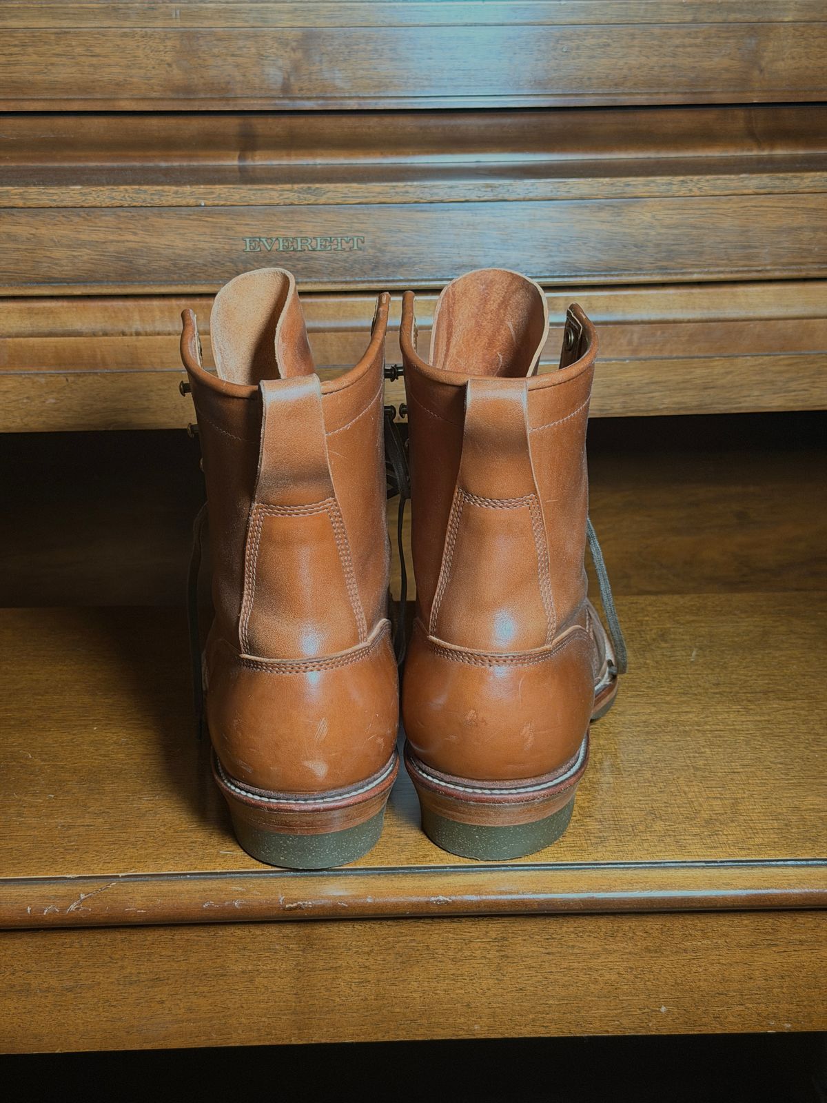 Photo by rmt on October 6, 2025 of the Quan Shoemaker Unknown Model in Maryam Toscanello TPR Horsebutt.