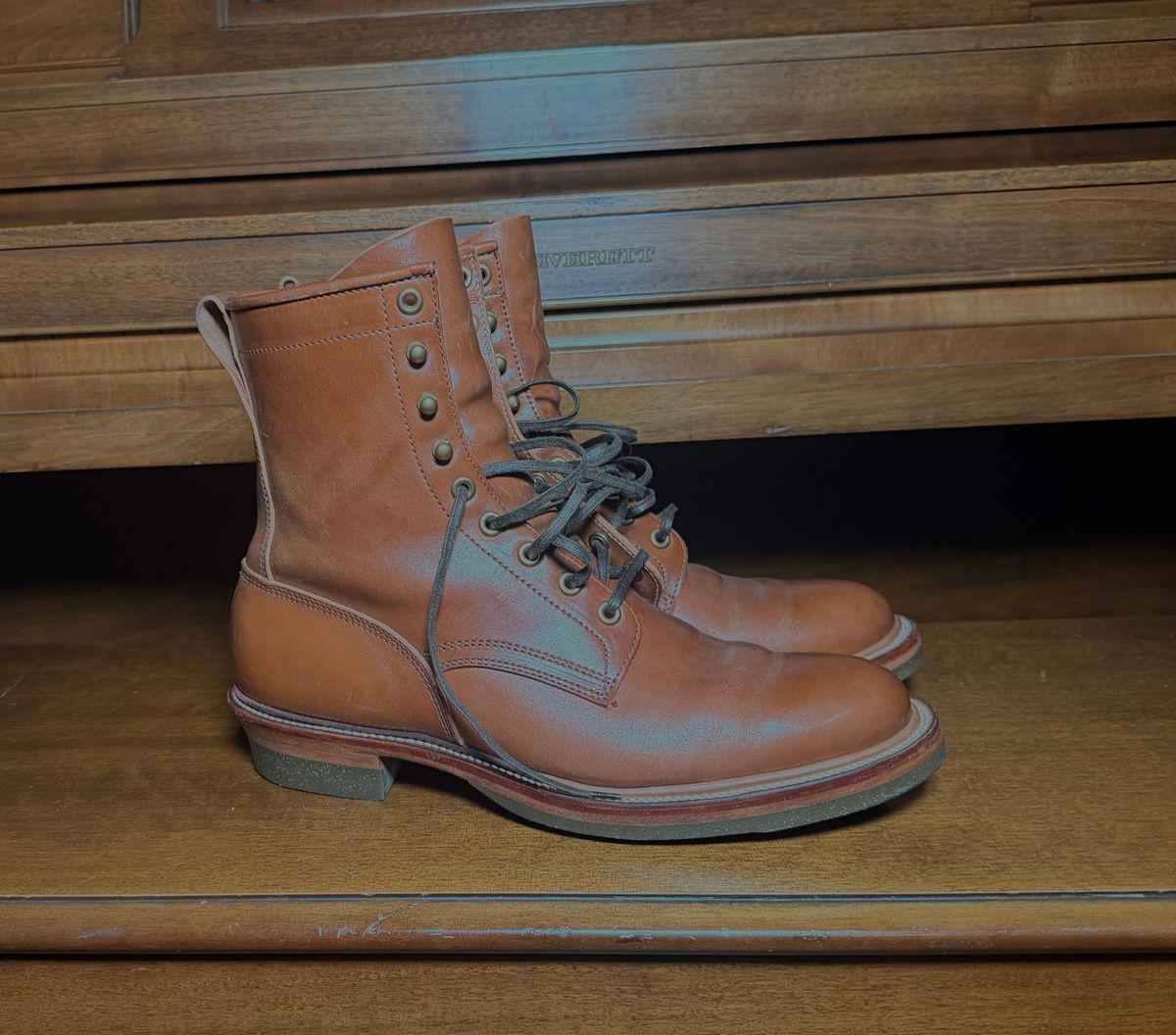 Photo by rmt on October 6, 2025 of the Quan Shoemaker Unknown Model in Maryam Toscanello TPR Horsebutt.
