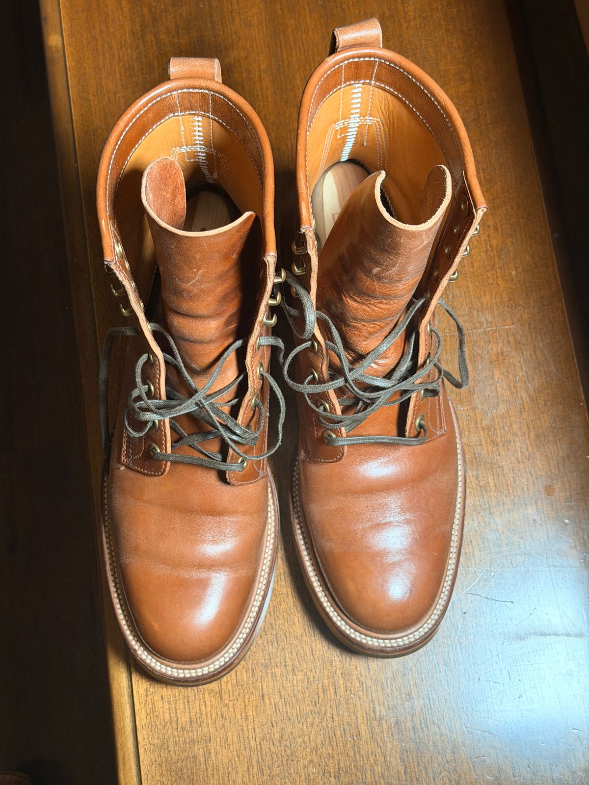 Photo by rmt on October 6, 2025 of the Quan Shoemaker Unknown Model in Maryam Toscanello TPR Horsebutt.