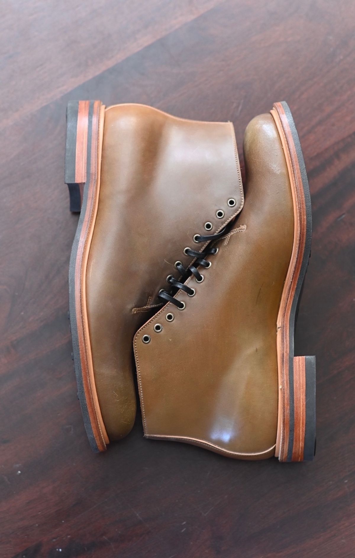 Photo by rmt on October 1, 2022 of the Viberg Wholecut Derby Boot in Horween Calvados Shell Cordovan.