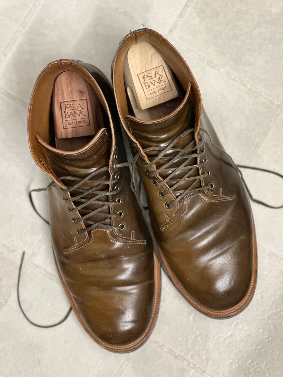 Photo by rmt on December 1, 2022 of the Viberg Wholecut Derby Boot in Horween Calvados Shell Cordovan.