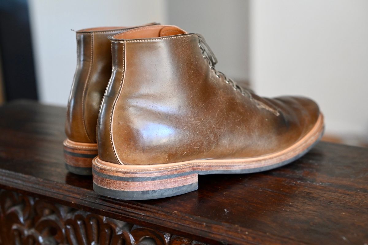 Photo by rmt on January 4, 2023 of the Viberg Wholecut Derby Boot in Horween Calvados Shell Cordovan.