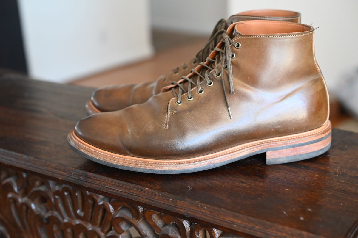 Photo by rmt on January 4, 2023 of the Viberg Wholecut Derby Boot in Horween Calvados Shell Cordovan.