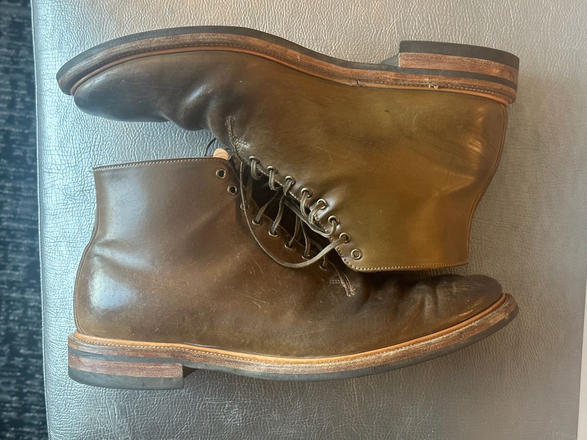 Photo by rmt on February 4, 2023 of the Viberg Wholecut Derby Boot in Horween Calvados Shell Cordovan.