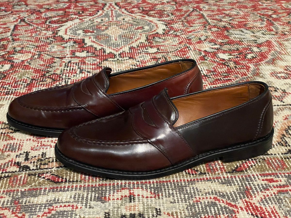 Photo by zhqan on January 22, 2023 of the Allen Edmonds in Horween Color 8 Shell Cordovan.