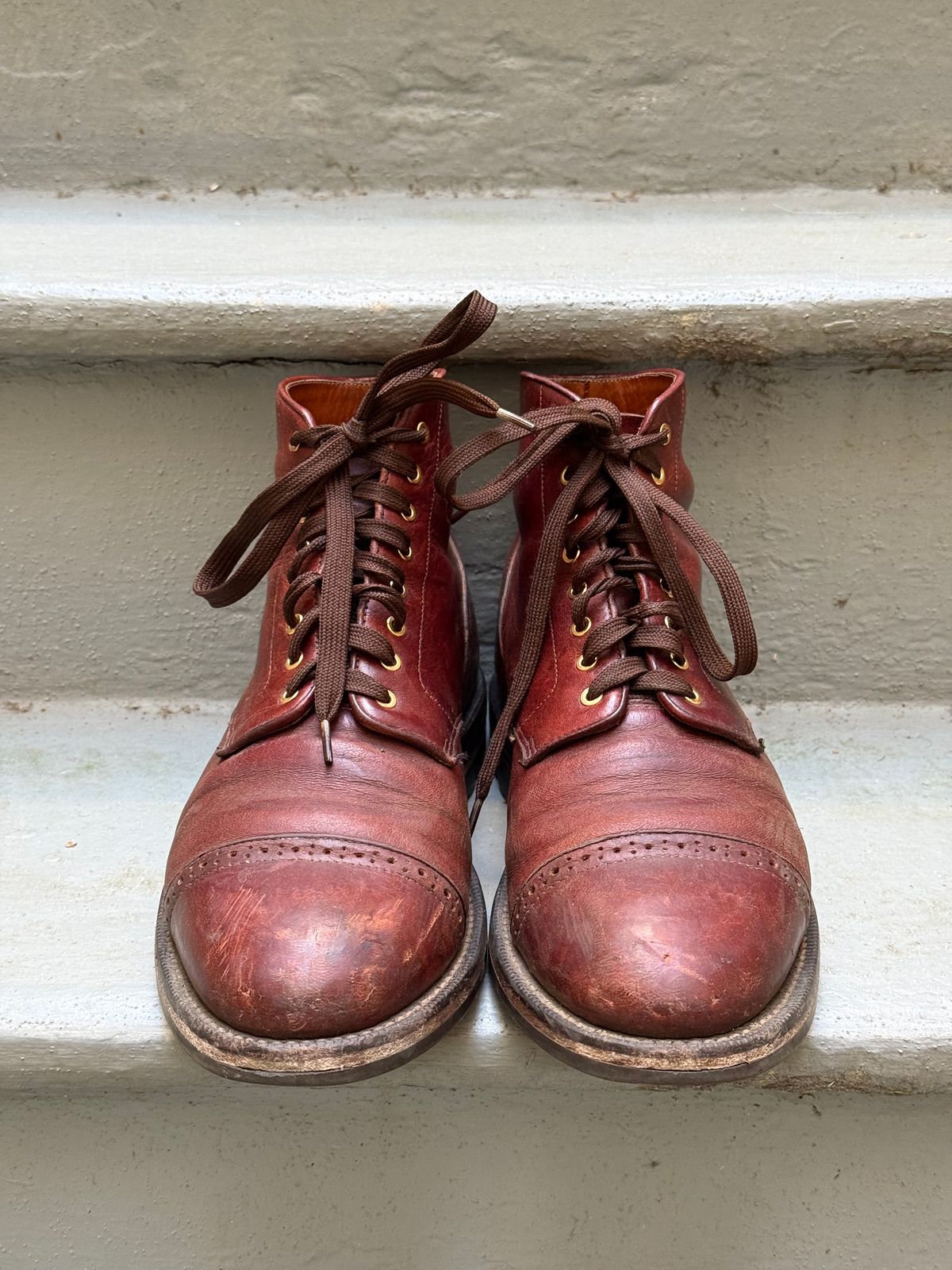 Photo by zhqan on March 6, 2025 of the Grant Stone Garrison Boot in Gallun Red Waxed Deer.